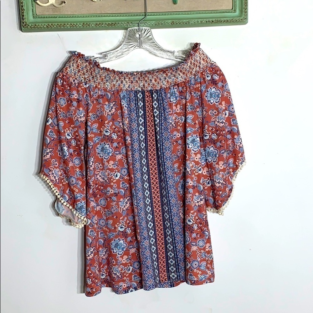 New Society Girl off the shoulder floral peasant shirt small women’s blouse